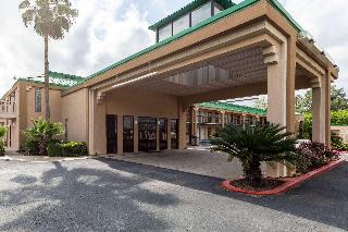 Quality Inn Riverfront Center
