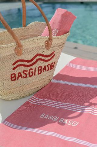 Boutique Ha Tel Et Restaurant Basgi Basgi