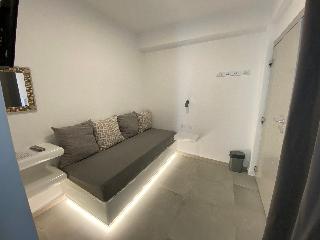 Zisis Pension
