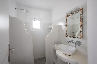Zisis Pension
