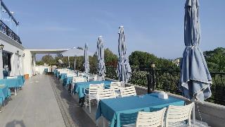 Beachway Hotel Side