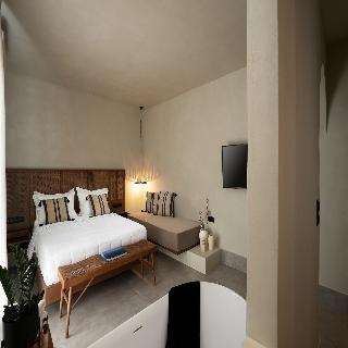Polis Of Naxos Stylish Suites