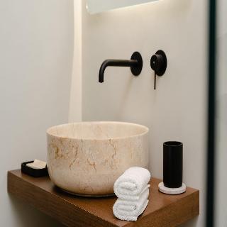 Polis Of Naxos Stylish Suites