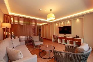 Casa Lumar Luxury Lodging