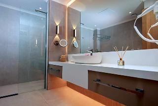 Casa Lumar Luxury Lodging