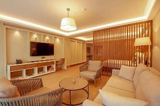 Casa Lumar Luxury Lodging