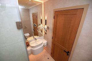 Casa Lumar Luxury Lodging