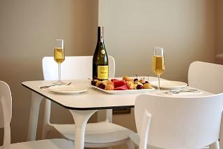 Casa Lumar Luxury Lodging
