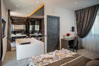Room Room