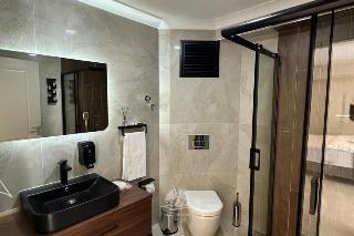 Altiparmak Suit Otel