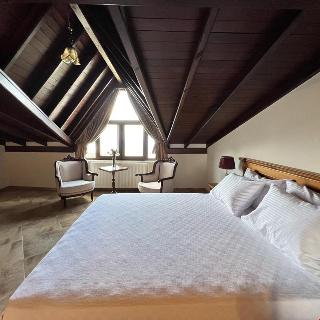 Room Room