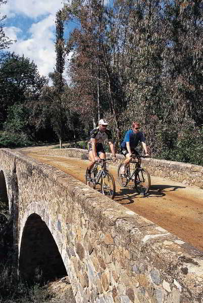 Sports and Entertainment
 di Cyprus Villages