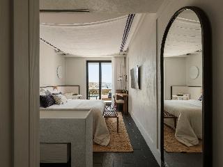 Anandes Hotel