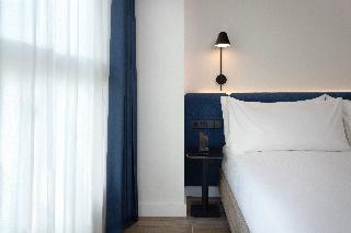 Hampton By Hilton Malaga Martiricos