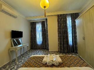 Room Room