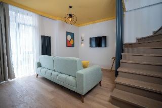 Bird Nest Suites