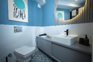 Bird Nest Suites