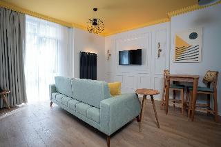 Bird Nest Suites