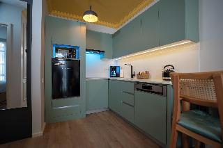 Bird Nest Suites
