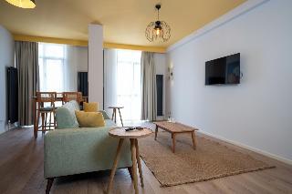 Bird Nest Suites