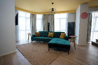 Bird Nest Suites