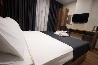 Bzn Airport Hotel