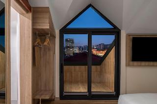 Hampton by Hilton Istanbul Merter