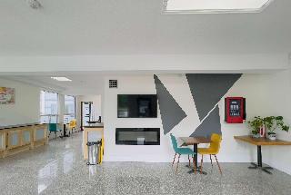 Super 8 by Wyndham Pembroke