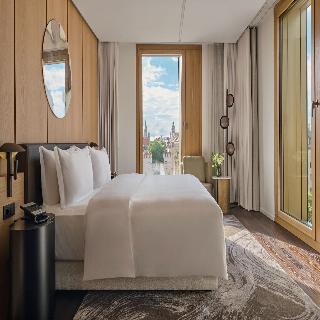Room Room