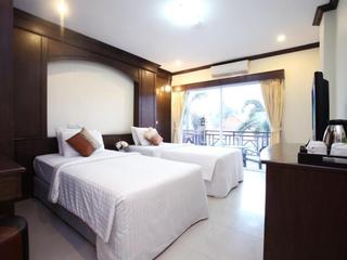 Room thumbnail 10