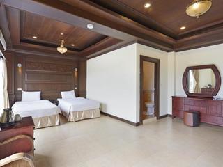 Room thumbnail 26