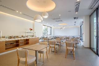 Phos Hotel Adults Only