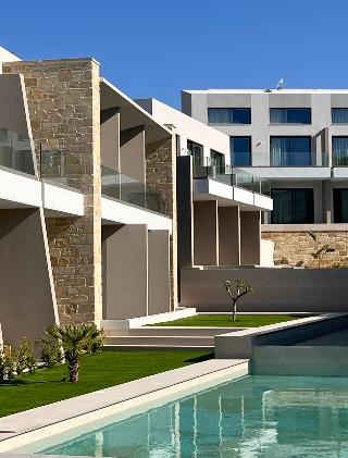 Phos Hotel Adults Only