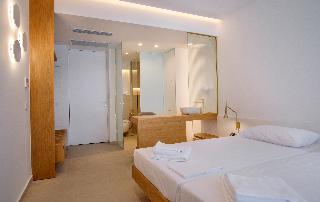 Phos Hotel Adults Only