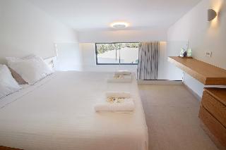 Phos Hotel Adults Only