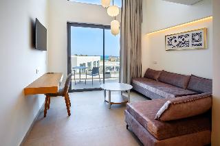Phos Hotel Adults Only