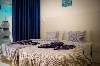 Room Room