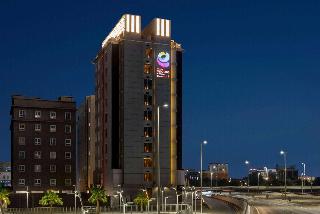 Ramada Encore Wyndham Al Khobar Corniche