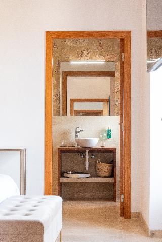 Room Room