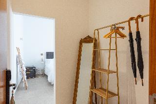 Room Room