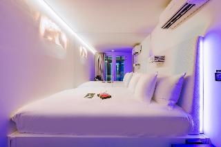 Supper Hotel