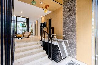 Azuline Hotel M