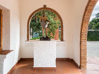 Sanctuary Mandela