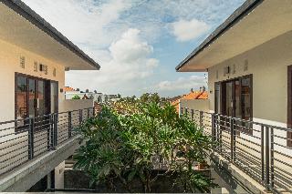 Azalea Homestay & Villa