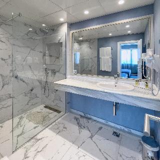 International Hotel Casino & Tower Suites
