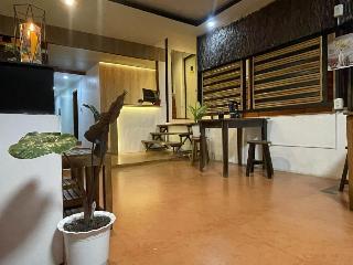 Trail Inn - Puerto Princesa City