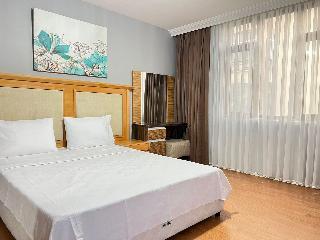 Ci̇ty Blue Hotel