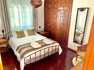 Room Room