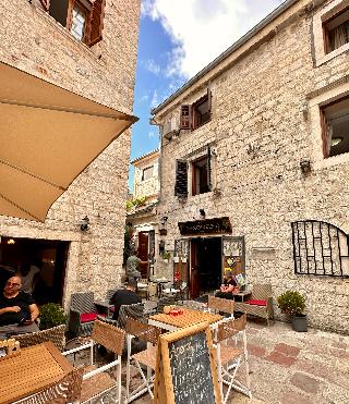 Novi Svet Apartmani