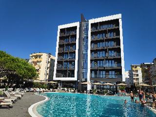 Supreme Hotel